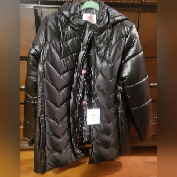 Justice rain jacket size 16/18 - Picture 4 of 4